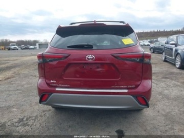 Toyota Highlander III 2024 Toyota Highlander Platinum, 2024r., 4x4, 2.4L 2.4 Benzyna 265KM, zdjęcie 7