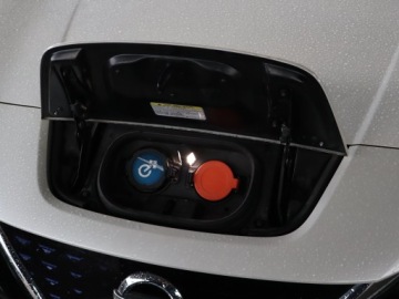 Nissan Leaf II Hatchback Elektryczny e+ 62kWh 218KM 2020 Nissan Leaf 62 kWh, Automat, VAT 23%, Skóra, Navi, zdjęcie 18