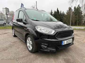 Ford Tourneo Courier I Mikrovan 1.0 EcoBoost 100KM 2014 Ford Tourneo Courier 1.0 EcoBoost Titanium 100KM 2014r, zdjęcie 5
