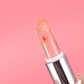 Стойкая увлажняющая помада - светло-розовая.