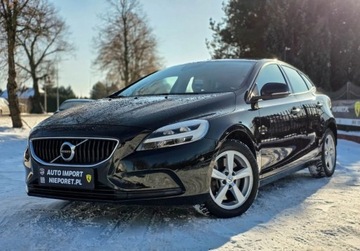 Volvo V40 II Hatchback Facelifting 1.5 T3 152KM 2017 Volvo V40 T3 AUTOMAT 1-Wl Salon Polska 2xOpony 1.5 Benzyna 152KM