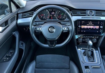 Volkswagen Passat B8 Limousine Facelifting 1.5 TSI EVO 150KM 2019 Volkswagen Passat Highline Pakiet Business, FV 23, GPS, ACC, Keyless, Ind, zdjęcie 5