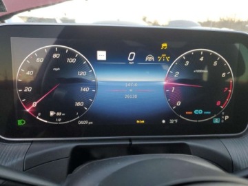 Mercedes Klasa C W206 2022 Mercedes-Benz Klasa C 2022, 2.0L, 4x4, od ubezpieczalni 2.0 Benzyna 255KM, zdjęcie 9