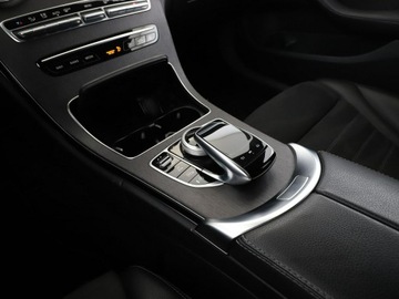 Mercedes Klasa C W205 Kombi Facelifting 2.0 300d 245KM 2019 Mercedes C 300 4x4 automat multibeam LED, zdjęcie 32