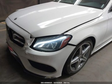 Mercedes Klasa C W205 2018 Mercedes-Benz Klasa C 2018 Mercedes-Benz C-Class C 300 Sedan 2.0 Benzyna, zdjęcie 3