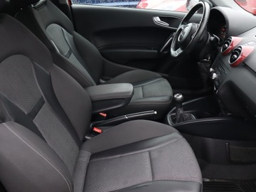 Audi 2010 Audi A1 1.4 TFSI, Salon Polska, Skóra, Xenon, zdjęcie 8