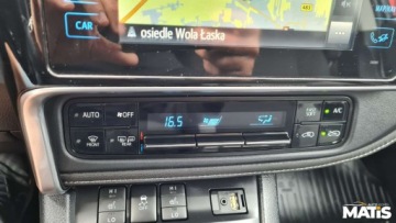Toyota Auris II Touring Sports Facelifting 1.8 Hybrid 136KM 2016 Toyota Auris 1.8hybryda Navi climatronic bezwypadek serwis TOYOTY 1.8 135KM, zdjęcie 33