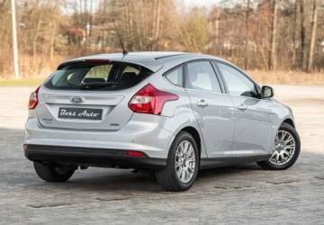 Ford Focus III Kombi 1.6 Duratorq TDCi DPF 115KM 2011 Ford Focus 1.6TDCI 116KM Navi Climatron ALu Pdc Serwis Gwarancjia 1.6, zdjęcie 12