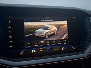 Volkswagen Touareg III SUV 3.0 V6 TSI 340KM 2022 Volkswagen Touareg 3.0 TFSI / 320KM, Elegance 4Mot, zdjęcie 30