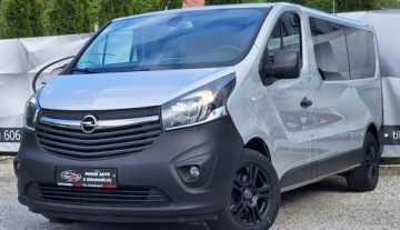 Opel Vivaro B Kombi Extra Long H1 2,9t 1.6 BiTurbo 140KM 2015 Opel Vivaro 9 miejsc 140 KM Navi bezwypadkowy oplacony 1.6 Diesel 140KM, zdjęcie 11
