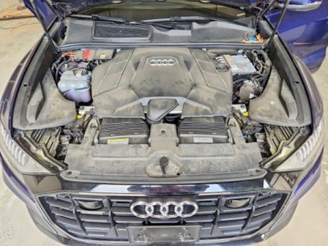 Audi Q8 2021 Audi Q8 Prestige S-Line 2021 3.0 Benzyna 335KM, zdjęcie 6