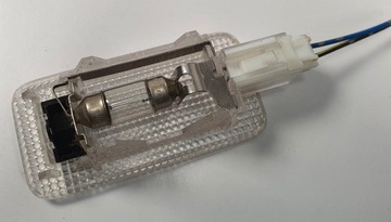 LAMPA OSVĚTLENÍ INTERIÉR MAZDA 2 DE
