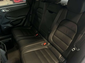 Porsche Macan SUV Facelifting II 2.0  265KM 2022 Porsche Macan Porsche Macan T, Volcano Grey Metallic, I Salon Polska, F-Va, zdjęcie 20