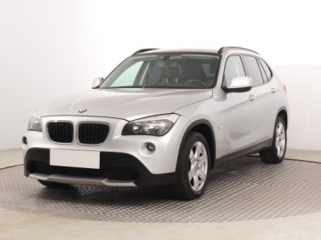 BMW X1 E84 Crossover xDrive18d 143KM 2012 BMW X1 xDrive18d, 4X4, Klima, Klimatronic, zdjęcie 1
