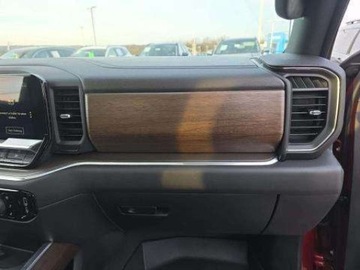 Chevrolet Silverado II 2022 Chevrolet Silverado 1500 Crew Cab Standard Bed High Country 2022 6.2 420KM, zdjęcie 11