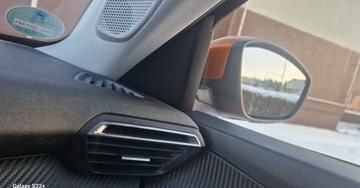 Peugeot 2008 II SUV 1.2 PureTech 100KM 2021 Peugeot 2008 90 Tkm - Bezwypadkowy - Navi - Grzane fotele 1.2 Benzyna 101KM, zdjęcie 23
