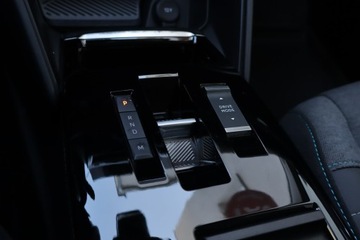 Citroen C4 III SUV 1.2 PureTech 130KM 2022 Citroen C4 1.2 PureTech, Salon Polska, zdjęcie 18