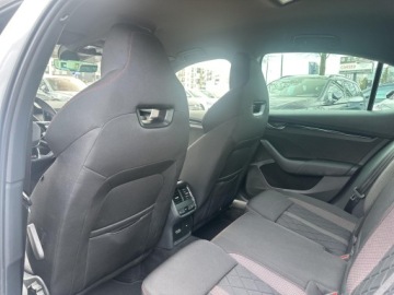 Skoda Octavia IV RS Kombi 2.0 TSI 245KM 2022 Skoda Octavia RS 2.0 TSI 245KM Pakiet Selection La, zdjęcie 33