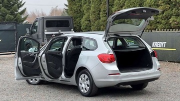 Opel Astra J Sports Tourer 1.4 Turbo ECOTEC 140KM 2012 Opel Astra Udokumentowany przebieg GWARANCJA 1.4 Benzyna 140KM, zdjęcie 14