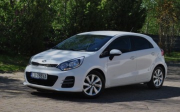 Kia Rio III Sedan Facelifting 1.2 DOHC CVVT 84KM 2015 Kia Rio GWARANCJA, 2015r, 1.2 Benzyna 84KM, Niski przebieg, Ladnie utrzyma
