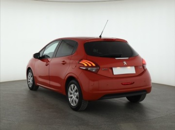 Peugeot 208 I Hatchback 5d Facelifting 1.2 PureTech 82KM 2016 Peugeot 208 1.2 PureTech, Salon Polska, Klima, zdjęcie 3