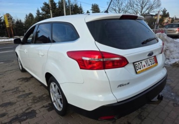 Ford Focus III Kombi Facelifting 1.0 EcoBoost 100KM 2018 Ford Focus SW Benzynkaserwisnowy rozrzad Benzyna 100KM, zdjęcie 5