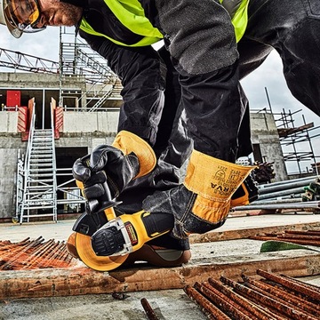 Отвертка DeWalt DCK2020M2T DCD778 DCG406 2x4Ah