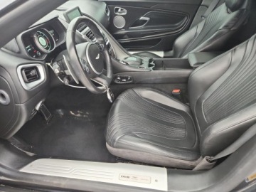 Aston Martin DB11 Coupe 4.0 V8 503KM 2019 Aston Martin DB11 4.0L 2019 4.0 Benzyna 503KM, zdjęcie 7