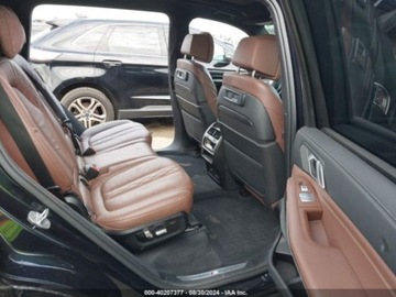 BMW X7 2020 BMW X7 2020 BMW X7 M50I 4.4 Benzyna 523KM, zdjęcie 8