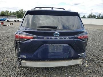 Toyota Sienna III 2023 Toyota Sienna Limited 2023 2.5l 2.5 Hybryda 245KM, zdjęcie 2
