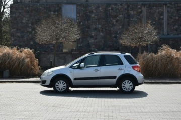 Suzuki SX4 I Hatchback 1.6 i 16V VVT 107KM 2008 Suzuki SX4 1.6 16v 107KM 2007r. SALON 4x4 Climatro, zdjęcie 3