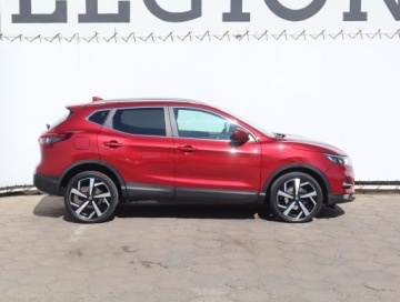 Nissan Qashqai II Crossover Facelifting 1.3 DIG-T  160KM 2018 Nissan Qashqai 1.3 DIG-T, Serwis ASO, Automat, zdjęcie 5