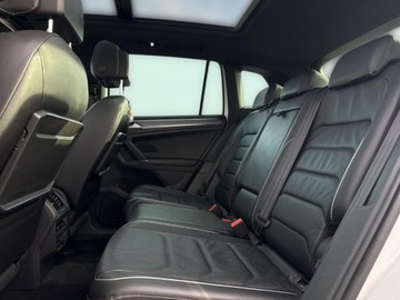 Volkswagen Tiguan II SUV 2.0 TDI BlueMotion Technology 240KM 2018 Volkswagen Tiguan Highline 2.0 TDI / 240KM, DSG, 4, zdjęcie 11