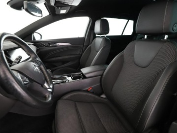 Opel Insignia II Sports Tourer 1.5 Turbo 165KM 2017 Opel Insignia Automat półskóra navi klima auto, zdjęcie 12