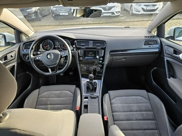Volkswagen Golf VII Hatchback 3d 1.4 TSI BlueMotion Technology 125KM 2016 Volkswagen Golf 1,4 benzyna 125KM Highline, zdjęcie 8