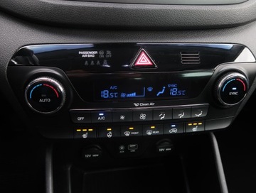Hyundai Tucson III SUV 1.6 T-GDI 177KM 2016 Hyundai Tucson 1.6 T-GDI, Salon Polska, Navi, zdjęcie 12