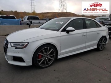 Audi A3 8V 2018 Audi S3 2018, 2.0L, 4x4, PREMIUM PLUS, po gradobiciu 2.0 Benzyna 292KM