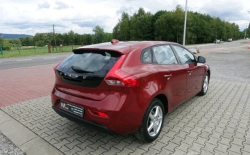 Volvo V40 II Cross Country D2 115KM 2014 Volvo V40 1.6D 115KM Automat Klimatronik Nawigacja Gwarancja Nowe Opony 1.6, zdjęcie 31
