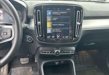 Volvo XC40 2021 Volvo XC 40 Volvo XC 40 T5 AWD Momentum 2.0 Benzyna 247KM, zdjęcie 12