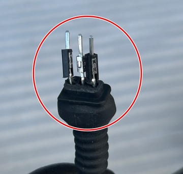 БУКСИРОВОЧНЫЙ КРЮК SKODA SUPERB III COMBI 3V9803881B