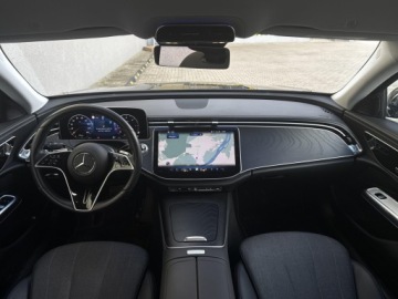 Mercedes Klasa E W214 Sedan 2.0 220d 197KM 2024 Mercedes-Benz E 220, zdjęcie 15