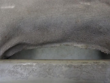 ОБИВКА БОКОВАЯ ЛЕВАЯ ПЕРЕДНЯЯ VW GOLF IV 5D BORA