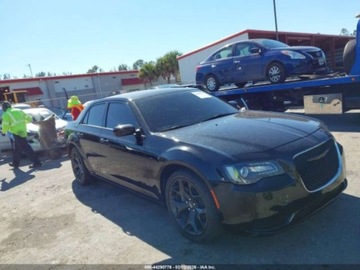 Chrysler 300C II 2023 Chrysler 300 Touring 2023 3.6 Benzyna 292KM, zdjęcie 7