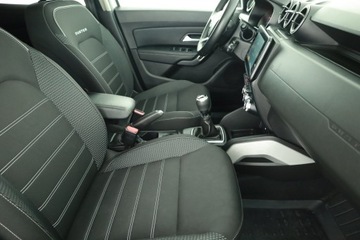 Dacia Duster II SUV 1.0 TCe 90KM 2021 Dacia Duster 1.0 TCe, Salon Polska, Serwis ASO, zdjęcie 6
