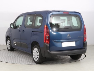 Citroen Berlingo III Osobowy M 1.5 BlueHDi 102KM 2021 Citroen Berlingo 1.5 BlueHDi, Salon Polska, zdjęcie 3