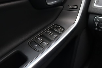 Volvo XC60 I SUV Facelifting 2.4 D5 215KM 2015 Volvo XC60 D5, Salon Polska, Serwis ASO, 211 KM, zdjęcie 19