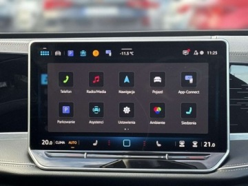 Volkswagen Passat B8 Variant Facelifting 2.0 TDI SCR 150KM 2024 Volkswagen Passat Elegance Matrix Panorama Harman ACC FV23 Serwis ASO, zdjęcie 22