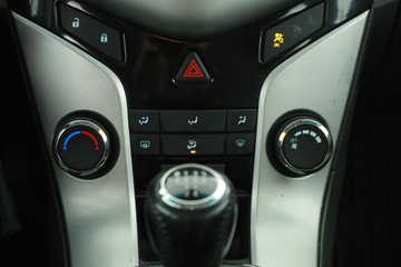 Chevrolet Cruze Sedan 1.8 16V DOHC 141KM 2009 Chevrolet Cruze 1.8 i 16V, Salon Polska, zdjęcie 9