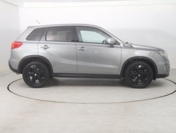 Suzuki Vitara III SUV 1.4 BOOSTERJET 140KM 2018 Suzuki Vitara 1.4 BoosterJet, Salon Polska, zdjęcie 5