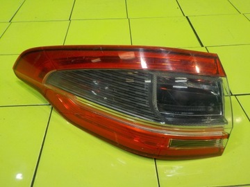 FORD S-MAX I MK1 LIFT 11r lampa lewa tyl